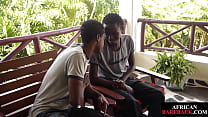 Afrikanischer Twink von Amateur-Freund nach Tugjob ohne Sattel