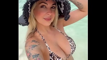 Doing a lot of bitching in the Caribbean - Come see everything. On my website there are more than 4 hours of explicit videos https://soyjoy.sambaplay.tv/