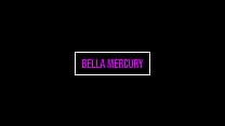 ExcoGi - полностью натуральная 20-летняя Bella Mercury скачет на большом члене в своем первом порно