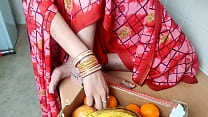 vendedora de frutas indianas fode a cliente por barganhar audio em hindi