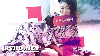 Experimente a melhor coleção gangbang japonesa de vídeos HD online
