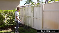 Sexy Body Muslim Babe Gets Fuck Lessons From Her Neighbor
