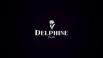 Delphine Films - Миниатюрная Эйвери Блэк жестко трахается с охранником своего отца