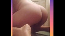 Sexy twink shows off his PERFECTLY bubbly butt