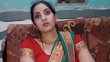 La belle star du porno indienne Reshma Bhabhi ayant des relations sexuelles avec son chauffeur
