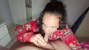 Пухлая жена жестко трахается в любительском видео, оргазм в миссионерской позе, сперма на жопу