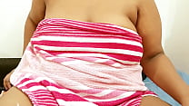 Gros seins jeune femme tentante vidéo webcam
