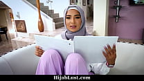 Lucky Guy Gettting to Fuck His New Hijab Coworker - Hijablust