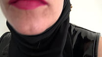 pissing milf in hijab loves hard sex