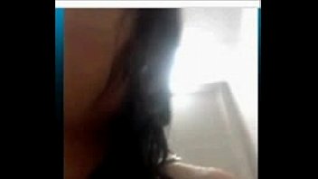 Asian girl take a shower and show ass on skype