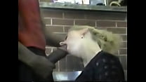 Black Maarq golpeando el coño de una esposa blanca con su enorme polla